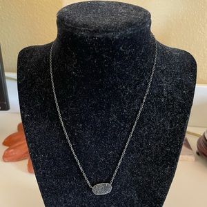 Kendra Scott pendant necklace